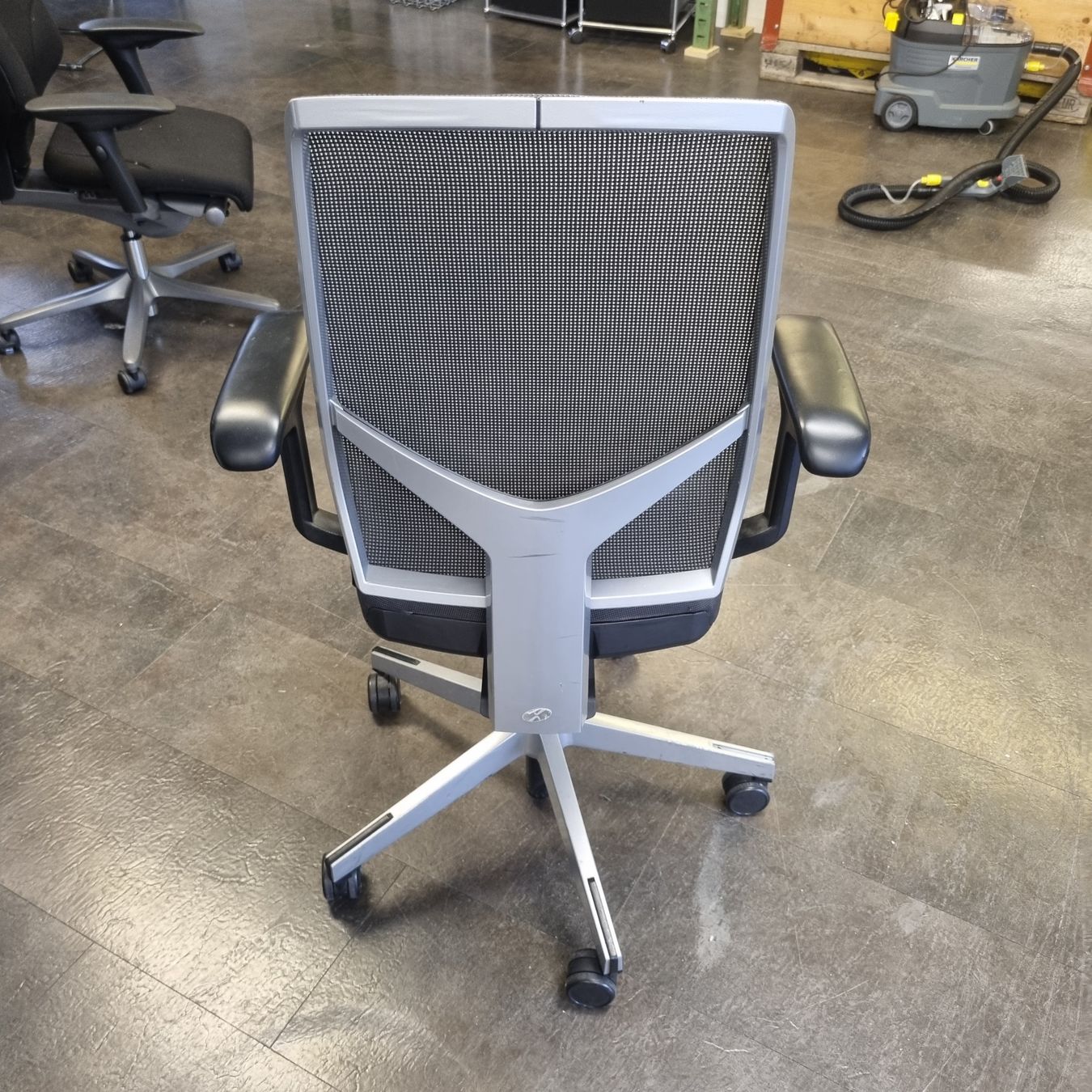 Giroflex Chaises: Bürostuhl Giroflex 68 – D'occasion à Affoltern am Albis par Zapro 1