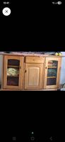 Holz sideboard mit Glas- und Holztüren, neuwertig!