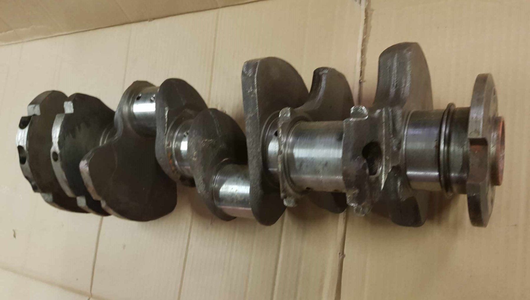 Mopar Tutti pezzi di ricambio auto: Kurbelwelle 383cu Mopar – Usato da Niedergösgen venduto da usc_8qc6 2
