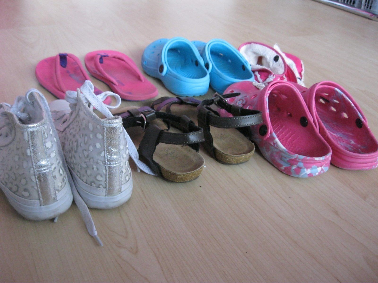 Scarpe per ragazze: Mädchenschuhe Gr. 32/33 – Usato da Vitznau venduto da Kateborg 9