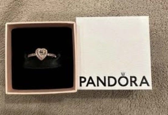 Pandora Anelli: Pandora Ring – Nuovo e nell'imballaggio originale da Wislikofen venduto da Ana.Gomes 3