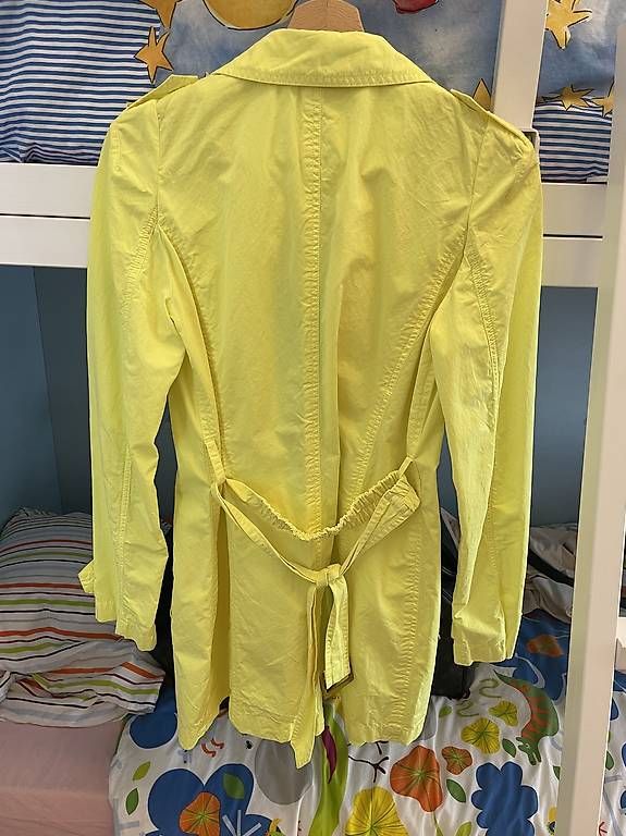 Giacche: trench giallo fluo – Usato da Lugano venduto da naz_zkg8 1