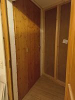 Grosse Zimmertür aus Holz