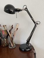 Ikea Schreibtischlampe schwarz