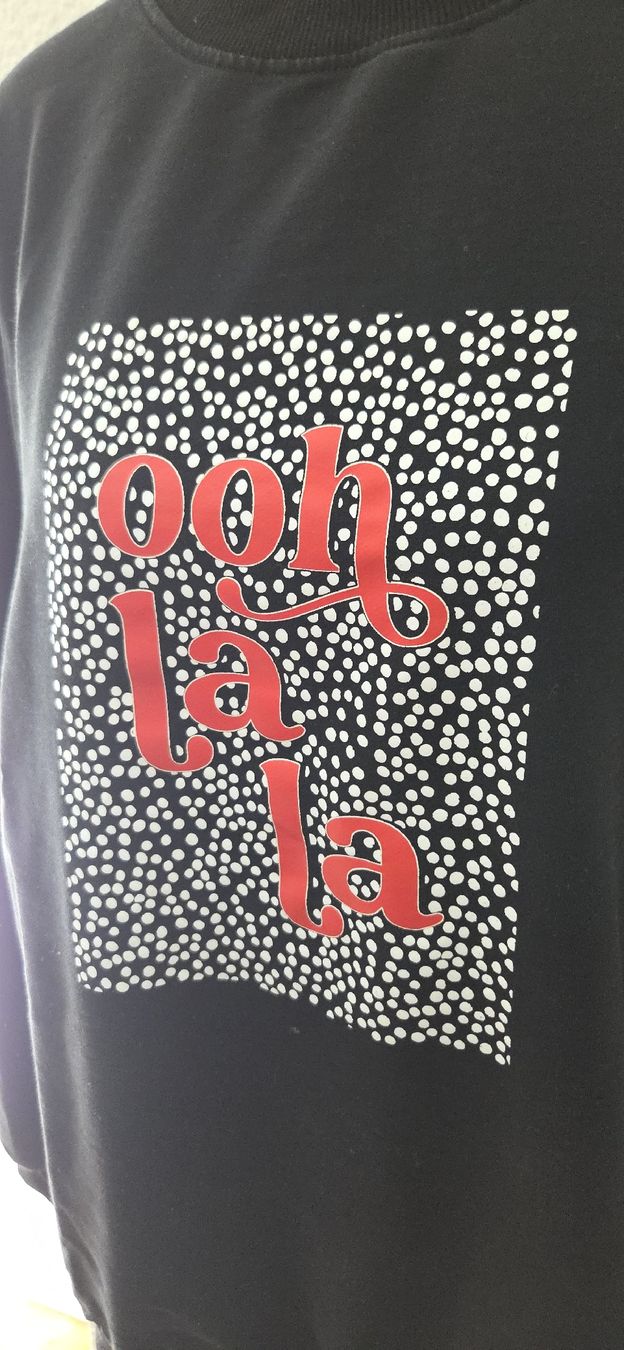 Maglioni & Felpe: Schwarzer "Ooh la la" Pullover, Grösse L, neuwertig – Nuovo (secondo la descrizione) da Näfels venduto da CH.Kchlineknopf 1