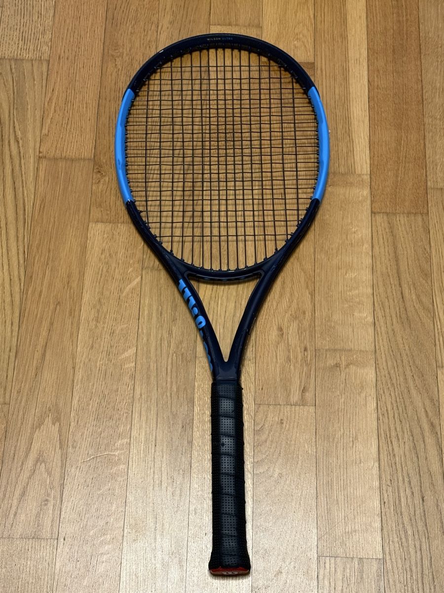 Wilson Racchette: Wilson Ultra V2 - länge: 68cm – Usato da Wädenswil venduto da SeanUnger