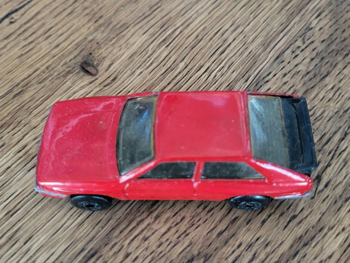 Matchbox Modellini d'auto: Audi Quattro 1982 1:58 Matchbox – Usato da Rothrist venduto da Juana5 4
