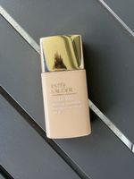 Estee Lauder Double Wear Sheer SPF 20 foundation light used