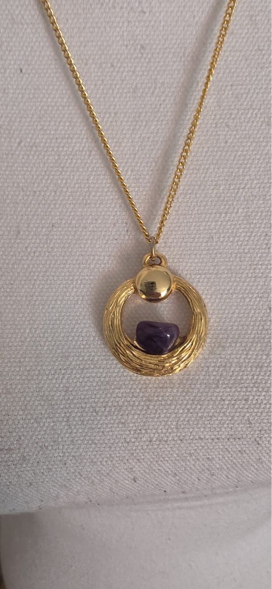 Catenine: Halskette Goldfarben mit violettem Stein   – Usato da St. Gallen venduto da mania03