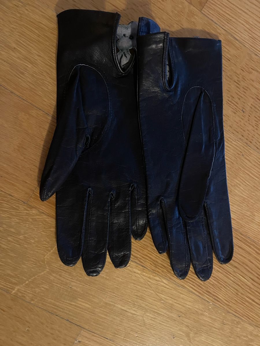 Guanti & manicotti: Handschuhe Schwarze Lederhandschuhe mit Lochmuster Gr. 7 – Usato da Rüschlikon venduto da leo_mwz2 3