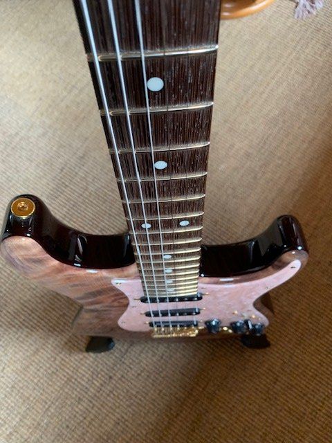 Strumenti musicali: Guitare Custom unique style Stratocaster - Rare et soignée! – Usato da Hennens venduto da gimmigi 3