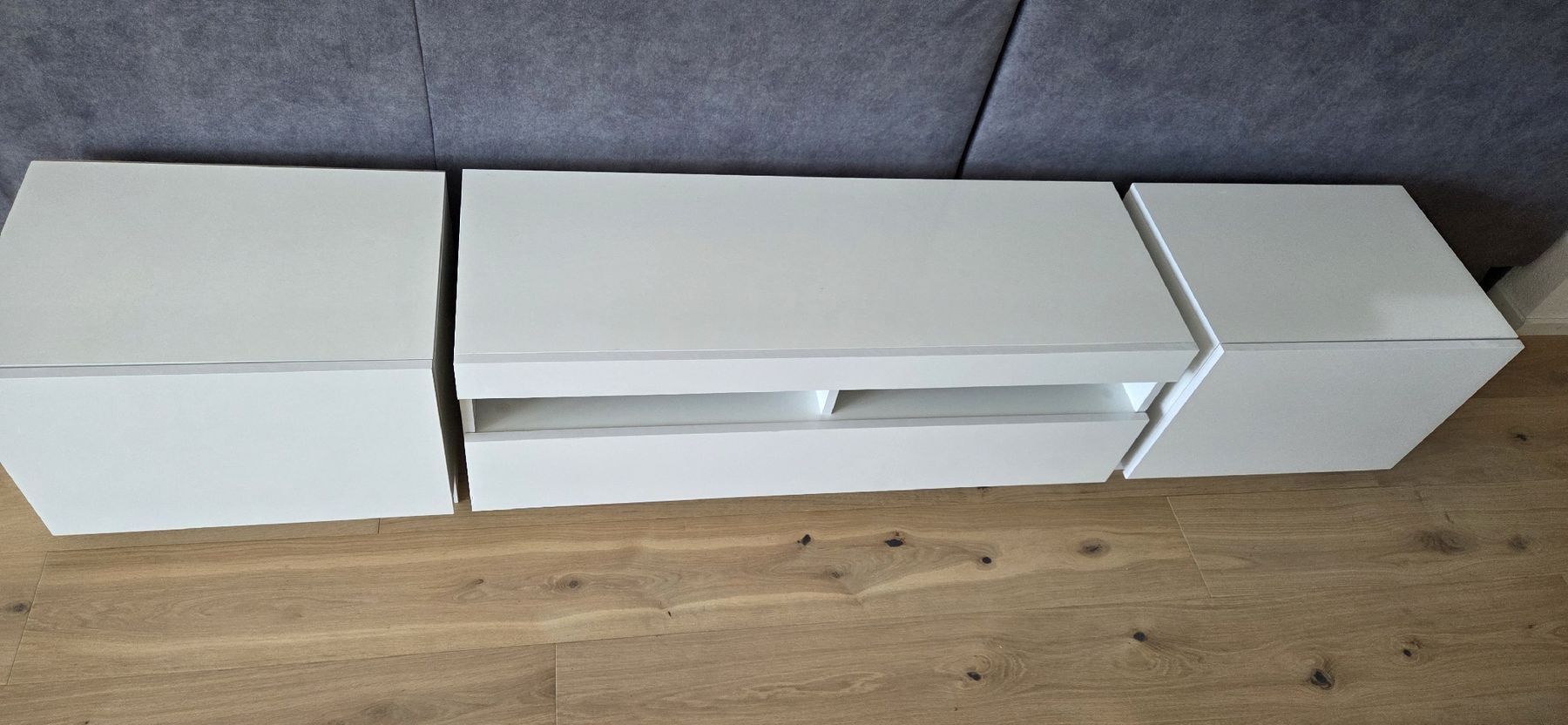 Mobili TV: TV-Lowboard weiss dreiteilig  – Usato da Untersiggenthal venduto da utr_6m5b 1