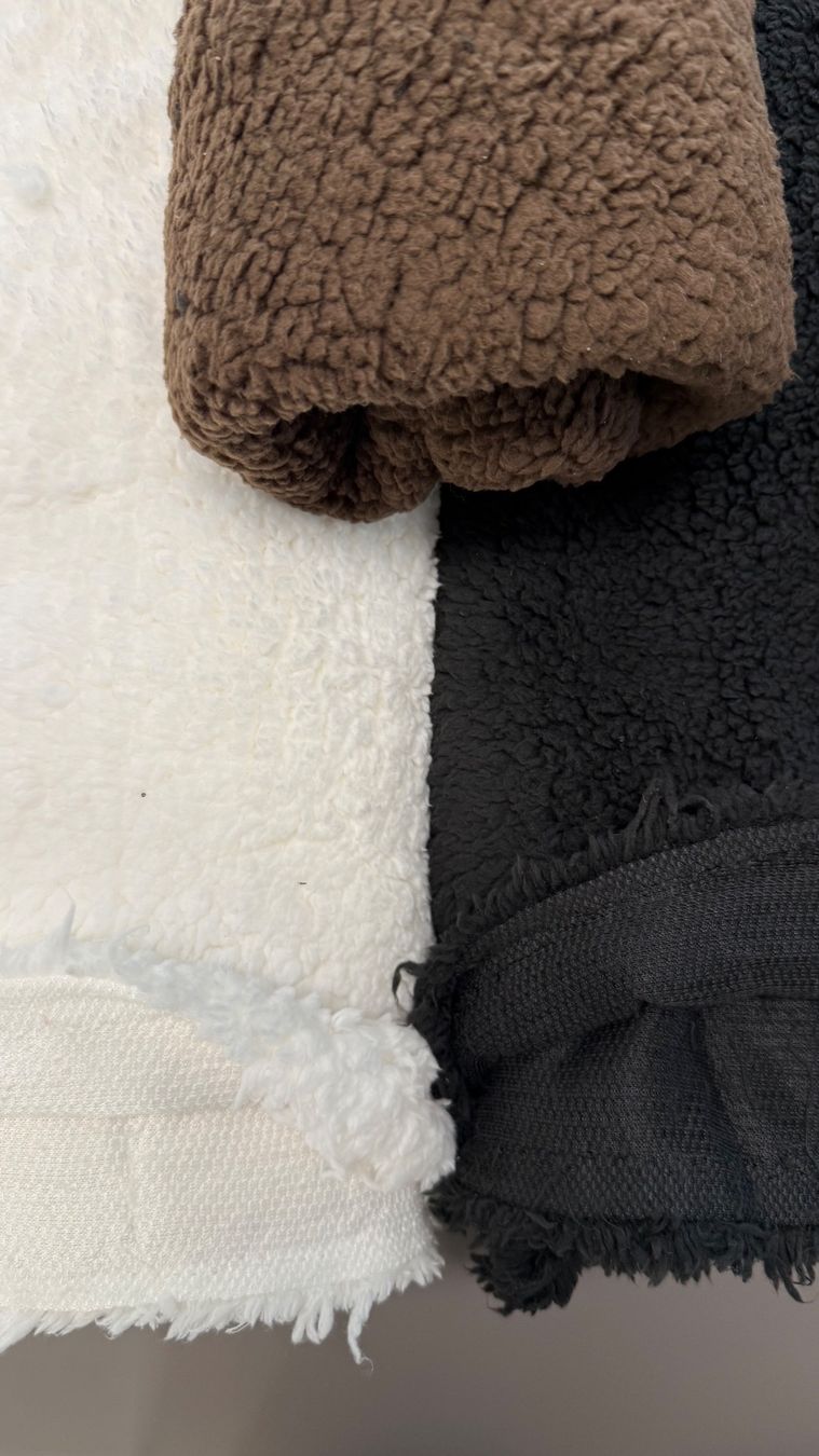 Tessuti: kuschelweicher Plüsch-Stoff – Usato da Siebnen venduto da 67es 1