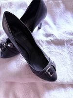 Divers Chaussures cuire  Très bon état 