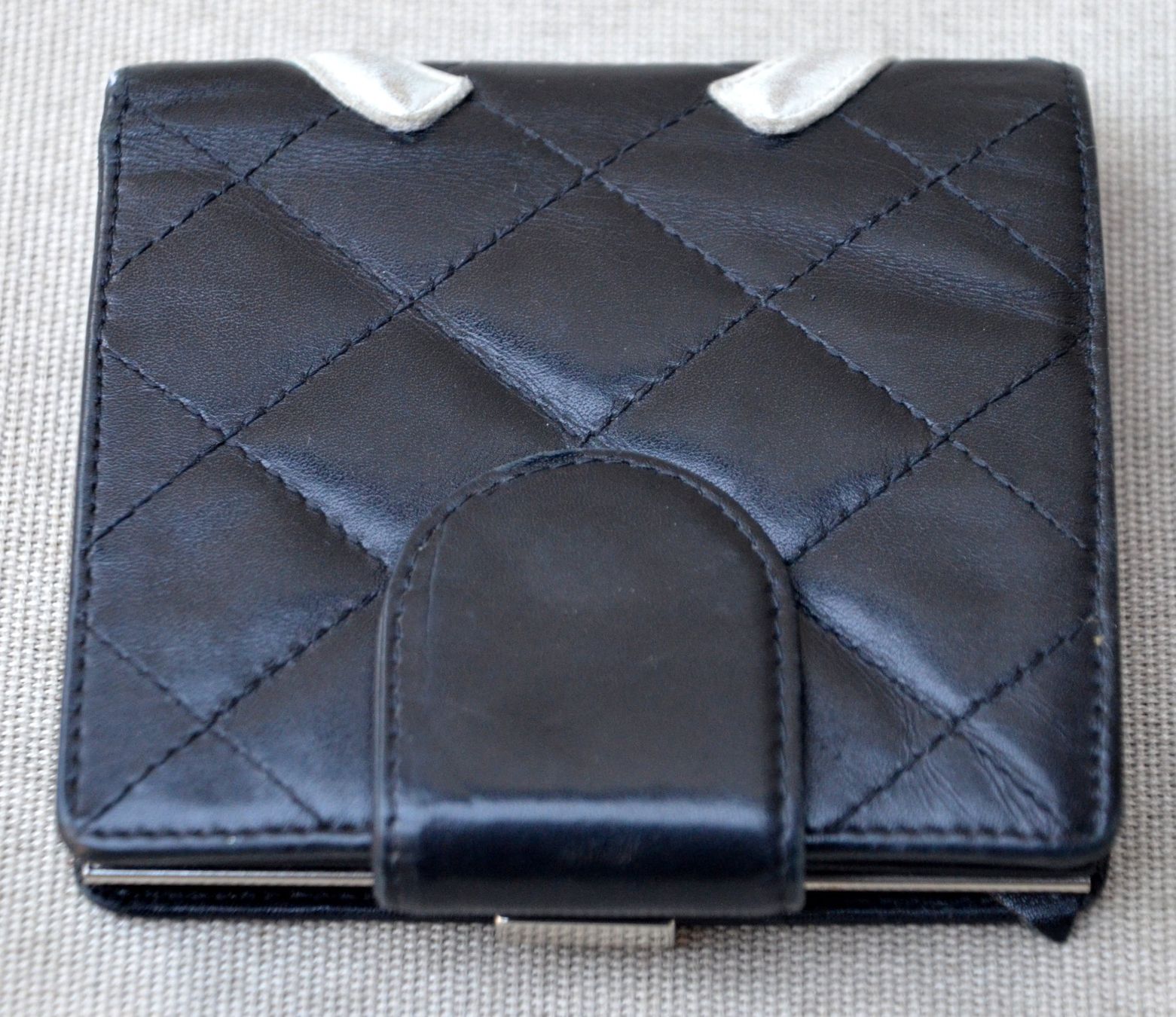 Chanel Portamonete: Chanel Portefeuille / Geldbörse – Usato da Collonges venduto da arashee 3