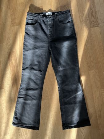 Schwarze CLOSED Schlaghose, Gr. 28, neuwertig!