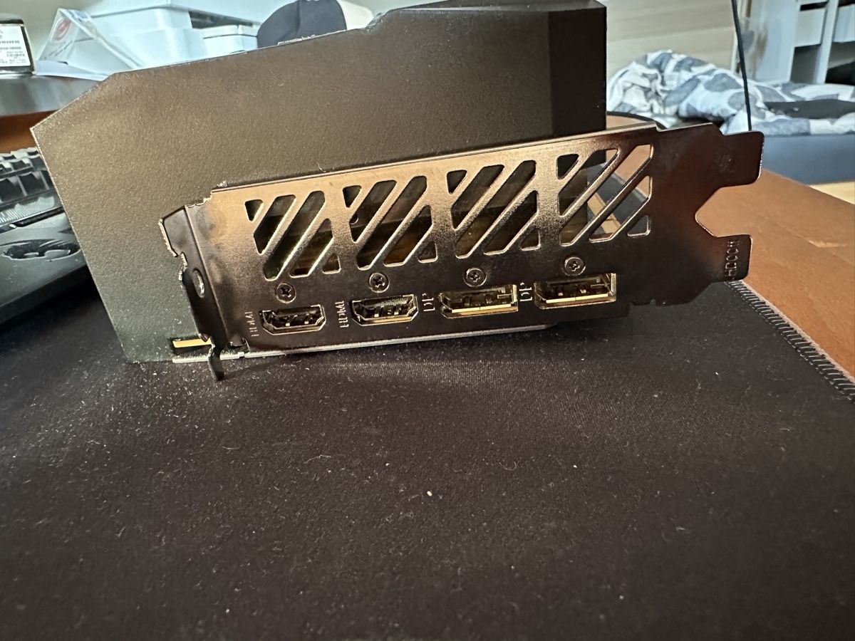 Gigabyte Grafikkarten: Gigabyte Radeon RX7900XTX Aorus Elite – Gebraucht aus Linden von cdv_2qwk 3