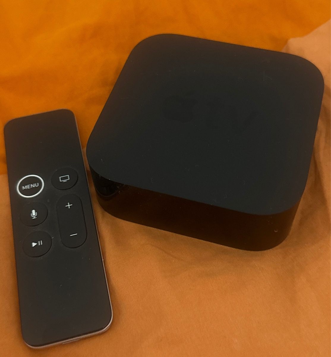 Apple Lettore multimediale & Streamer: Apple TV 4K 1. Gen, 32GB – Usato da Oberwil-Lieli venduto da iv-xii-1986 1