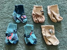 6 Paar Baby Socken, Lilo & Stitch & Hunde-Motive - Neuwertig