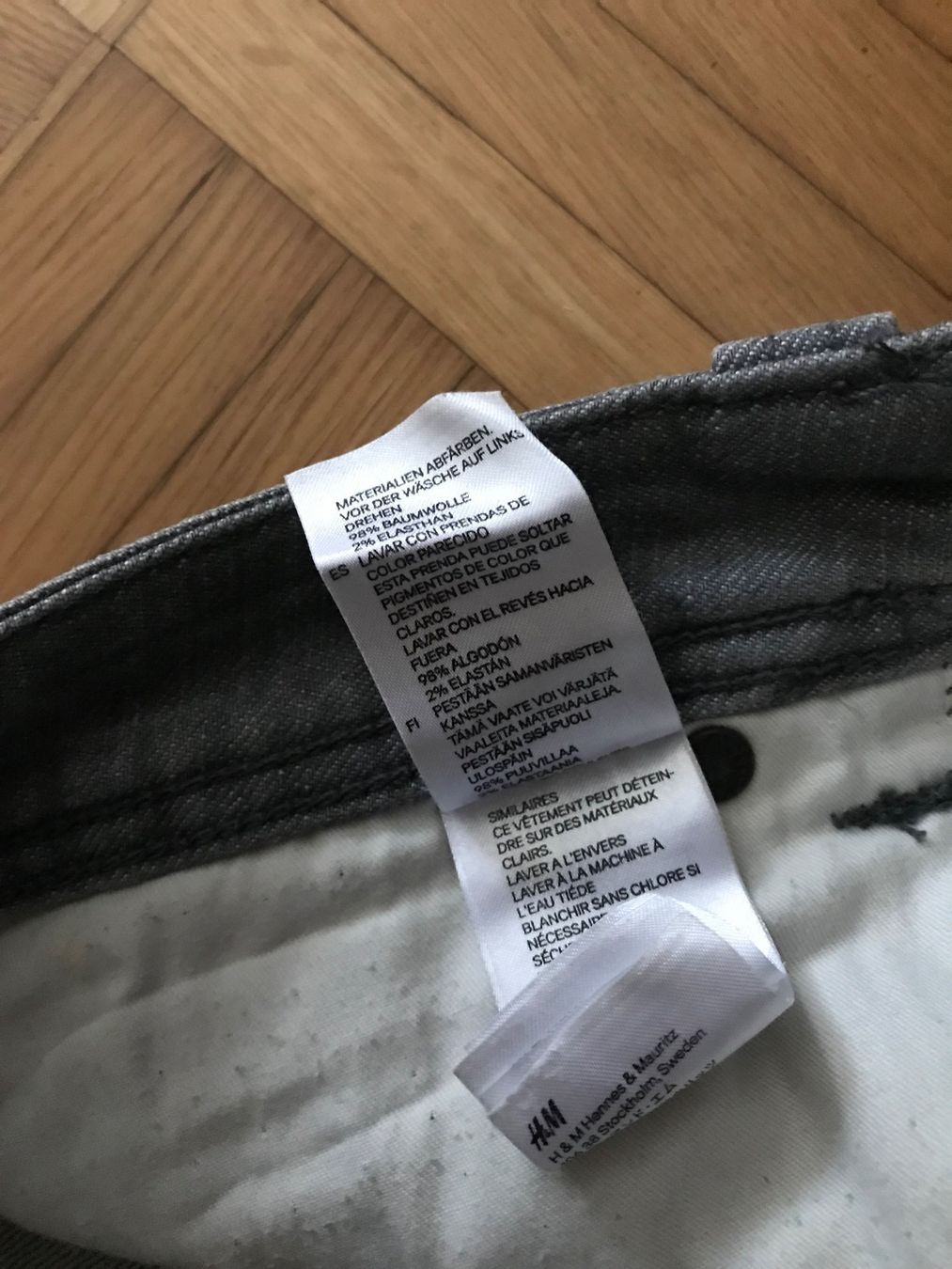 H&M Jeans: Jeans Hose von H&M Grösse 29 grau – Usato da Emmenbrücke venduto da Hathor123 7