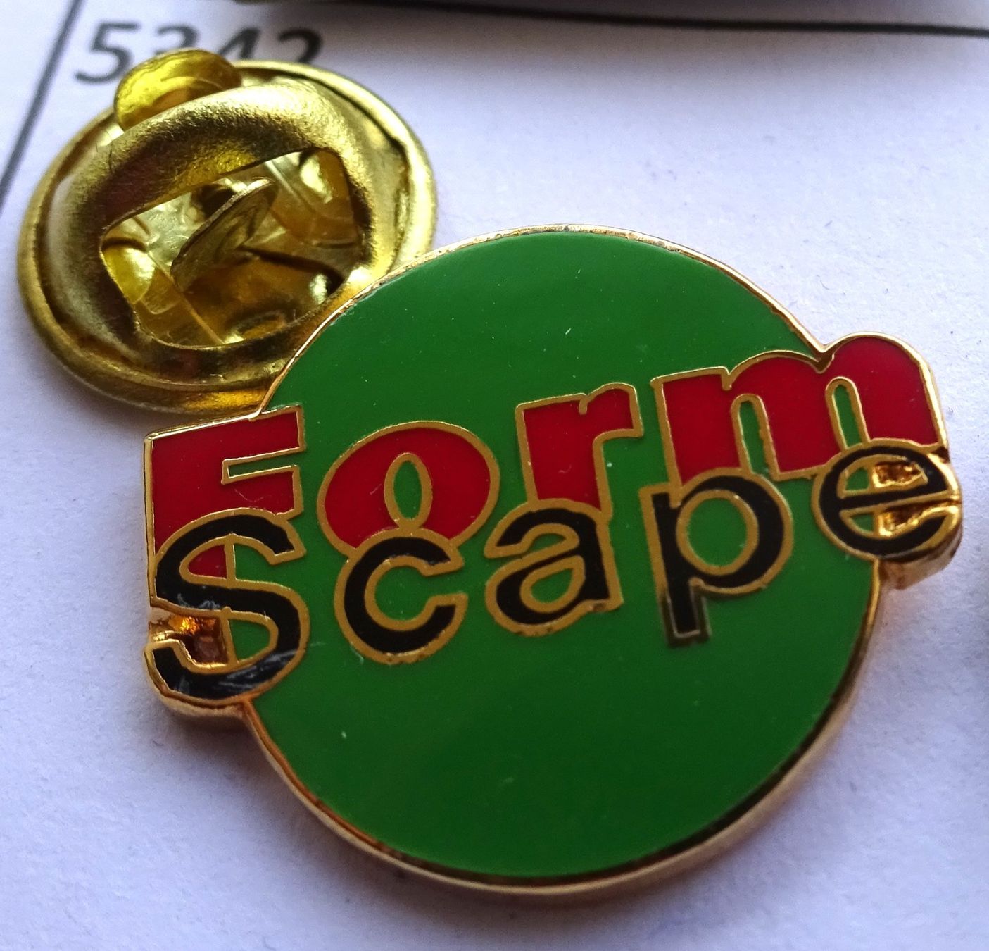 Plaquettes & Badges: Pin  FROM Scapa  rund – D'occasion à Utzenstorf par BUtter81
