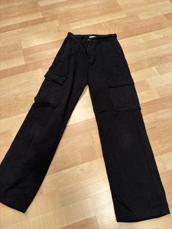 Schwarze Cargo Hose, Grösse 34 Top Zustand!