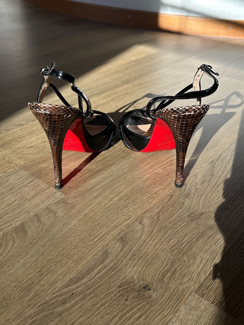 Christian Louboutin Chaussures femmes: Christian Louboutin Python Slingback heels – D'occasion à Burg AG par kam.uen 2