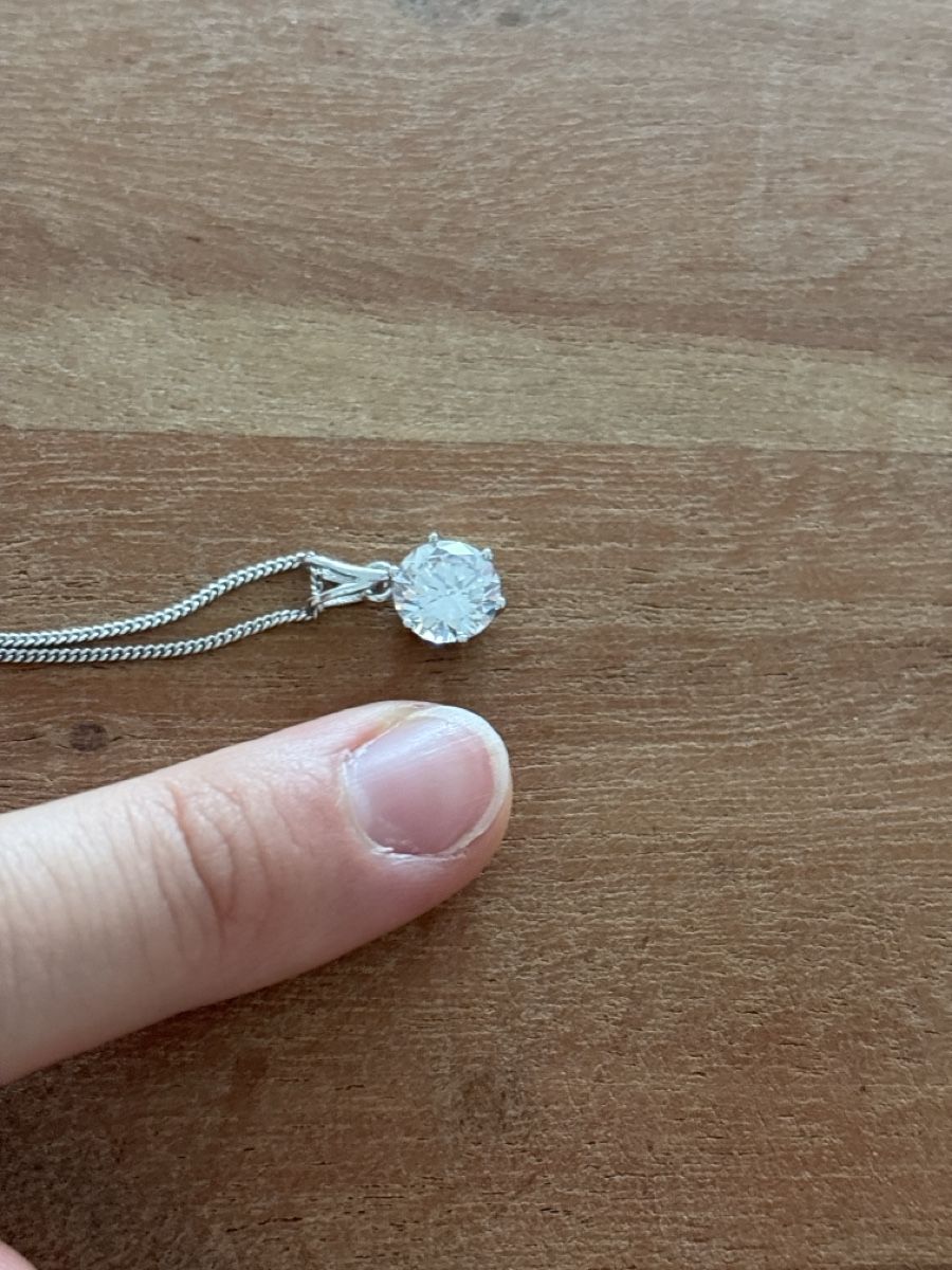 Colliers: Silver chain with pendant used condition – Neuf (Voir description) à Zürich par sve_p2cg 4