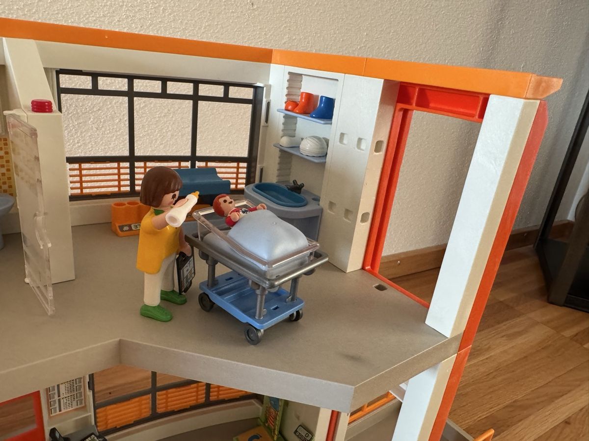 Playmobil Giocattoli: Playmobil Spital 6657 – Usato da Bonstetten venduto da Baba4000 1