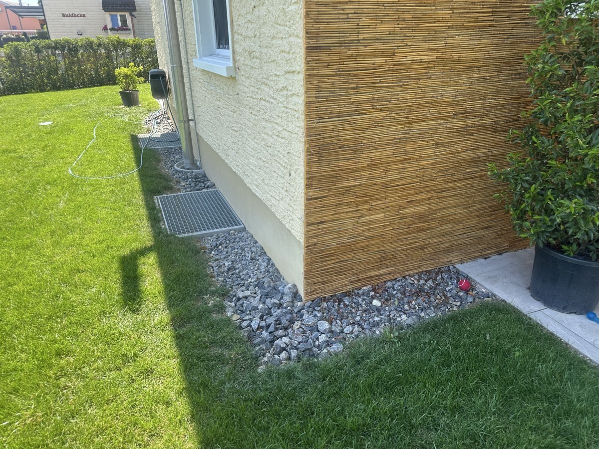 Mattoni da costruzione: Schottersteine Garten Dekostein Steingarten  – Usato da Wilen b. Wil venduto da Marc.H.