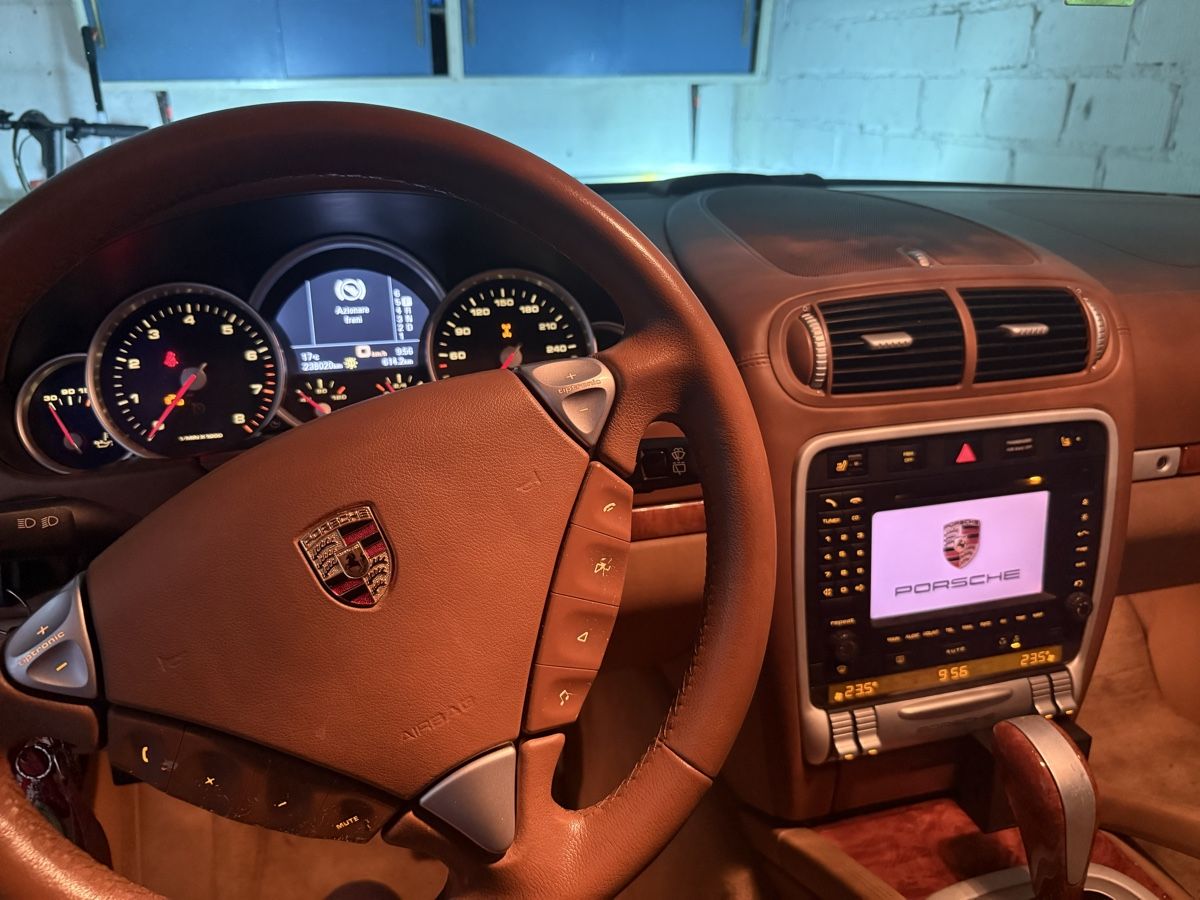 Porsche Automobili: Porsche Cayenne Turbo  – Usato da Rheineck venduto da Catone87 4