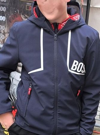 Hugo Boss Softshelljacke Marine 152 mit T-Shirt 12 Jahre