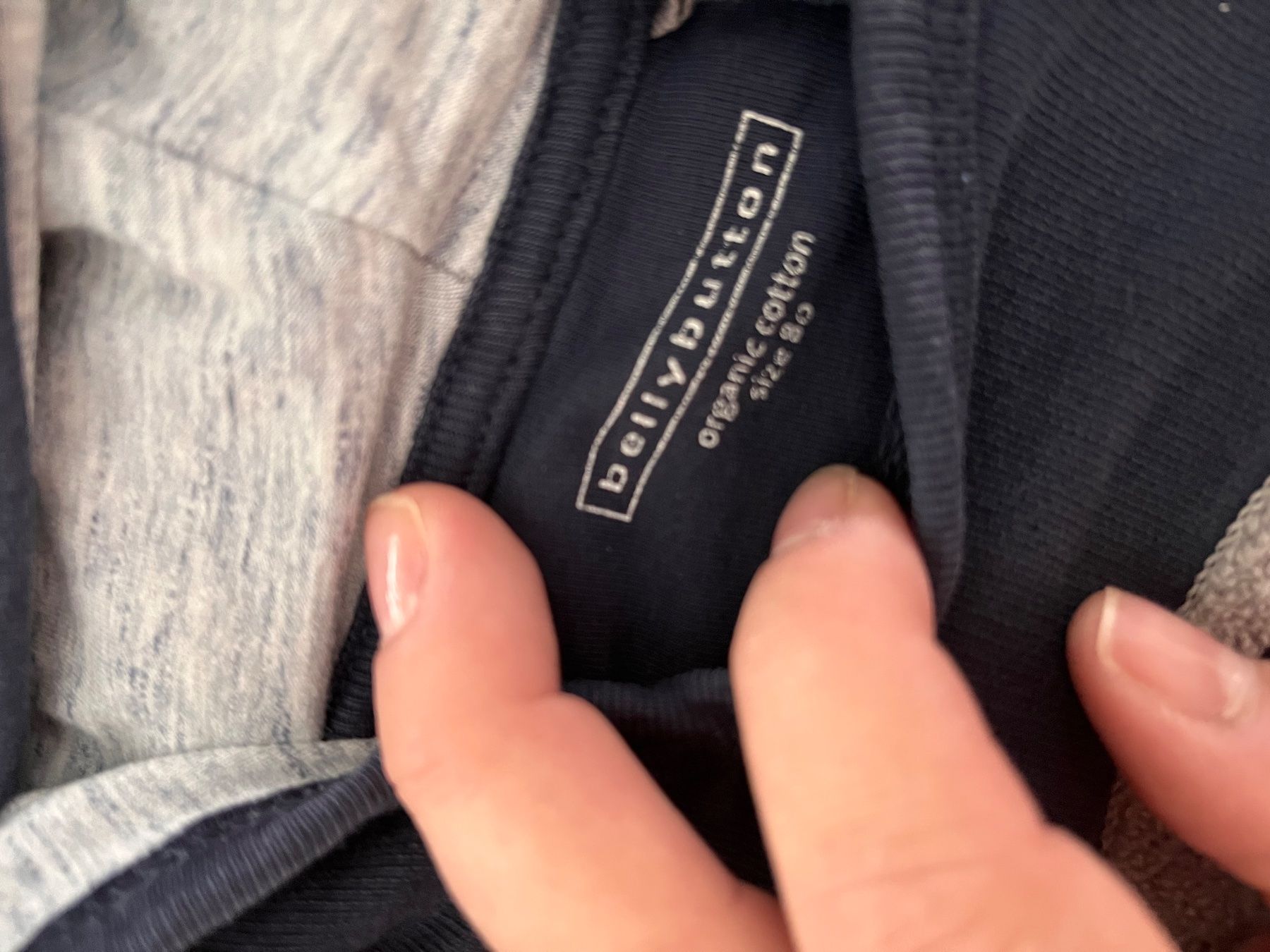 Maglioni & Felpe: Sweat Bellybutton pour garçon, taille 80cm – Nuovo (secondo la descrizione) da Cossonay-Ville venduto da Venusa09 1