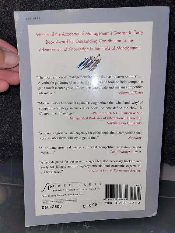 Livres: Competitive Advantage   – D'occasion à Boll par ttr-fun 1