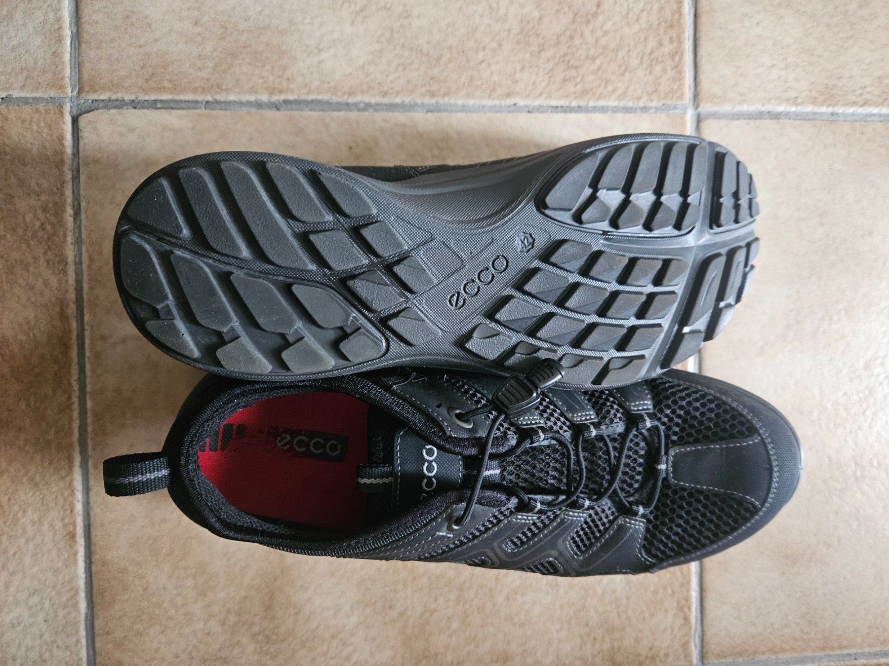 Ecco Chaussures hommes: Ecco Freizeitschuhe schwarz Grösse 42 – D'occasion à Gossau par Pat217 1