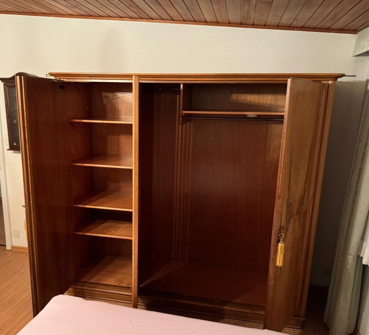 Guardaroba: Kleiderschrank – Usato da Gränichen venduto da cac_tr99 1