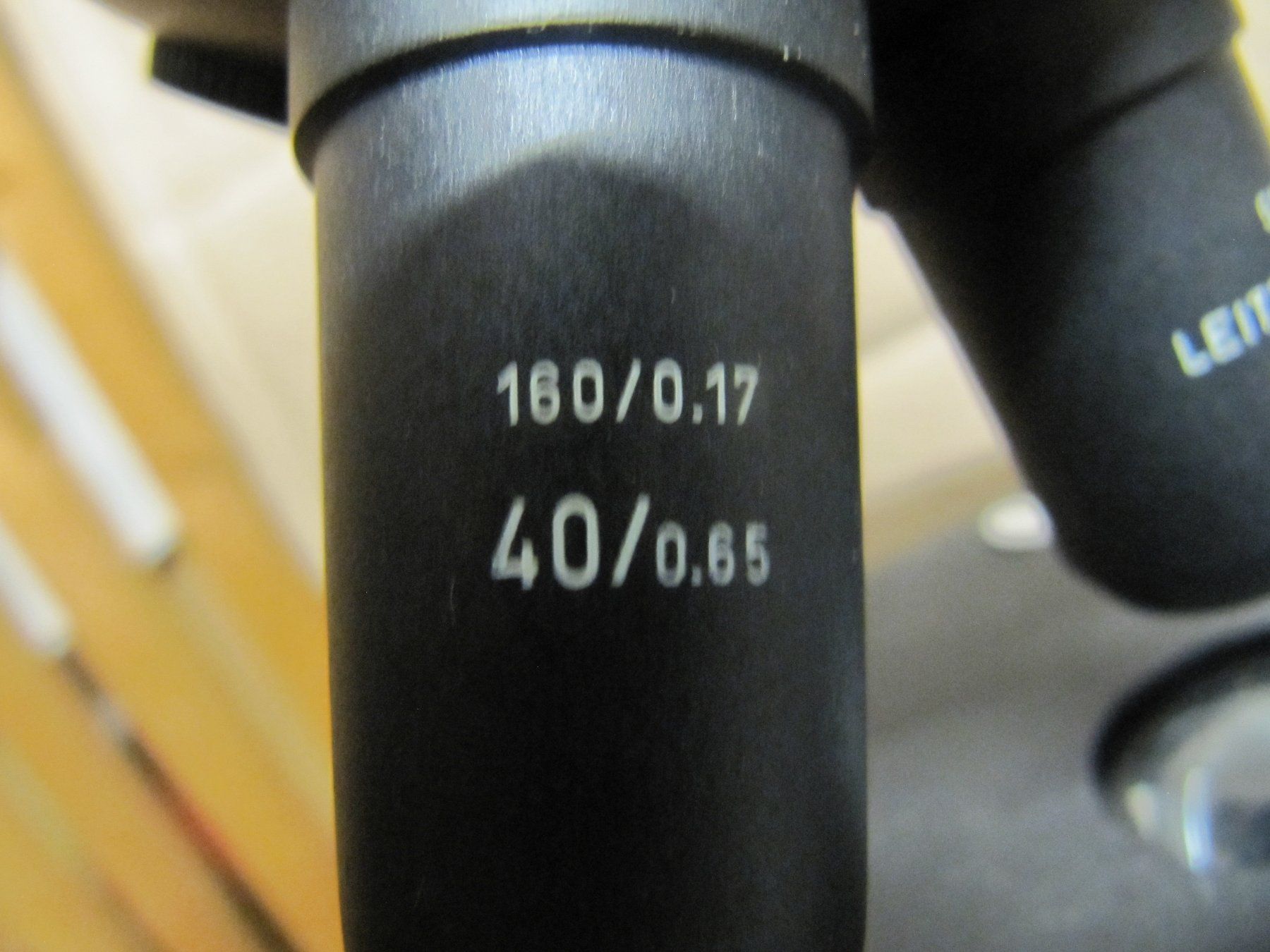 Leitz Microscopi: Mikroskop LEITZ Wetzlar Germany mit Koffer – Usato da Basel venduto da stefan4057 7