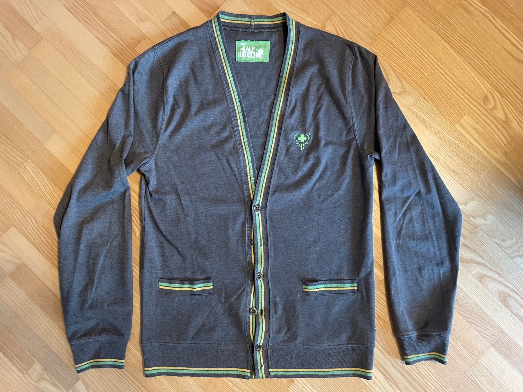Alprausch Giacche: Alprausch Herren Cardigan Gr. L – Usato da Brüttisellen venduto da ThommyK