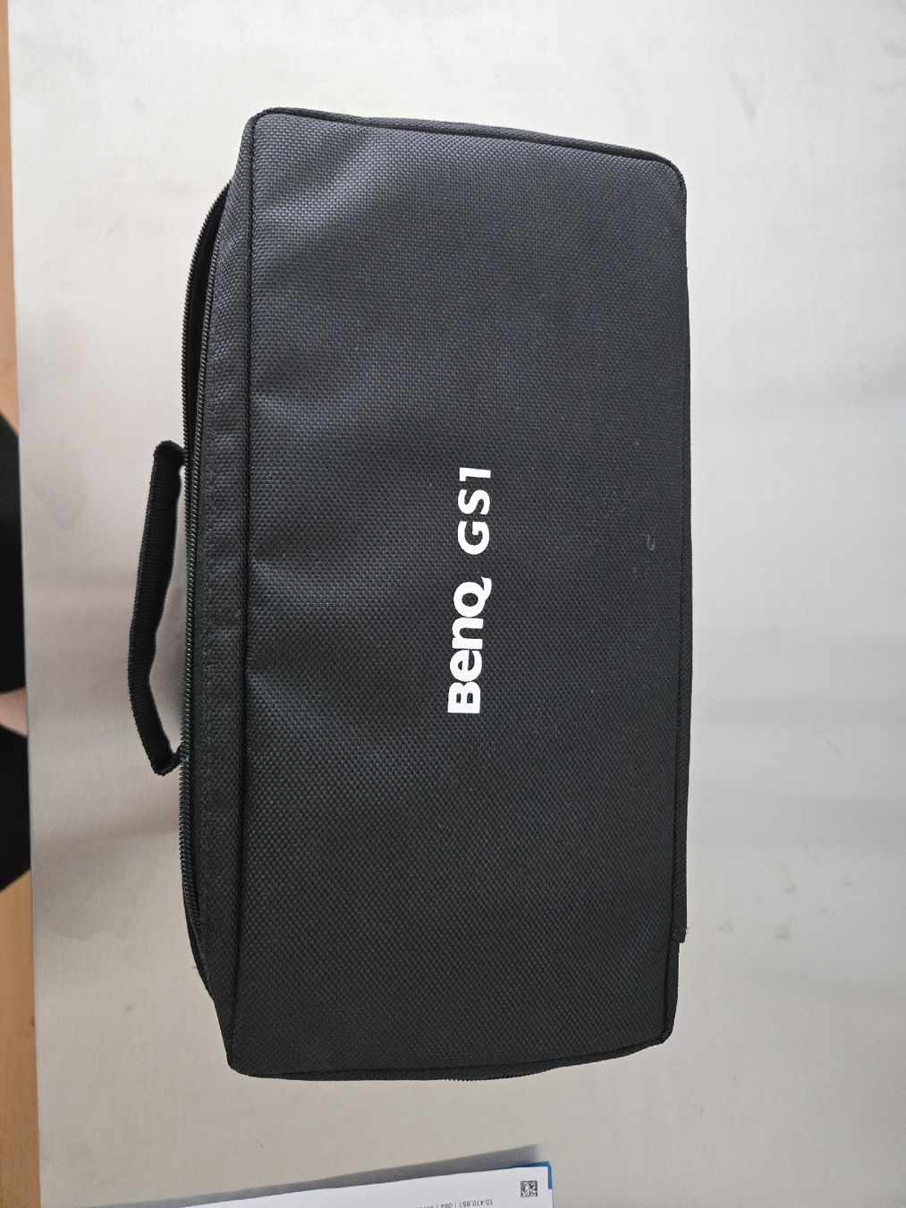 BenQ Proiettori: BenQ GS1 Portable Projector with Case and Accessories! – Usato da Fällanden venduto da noa_mh8y 1