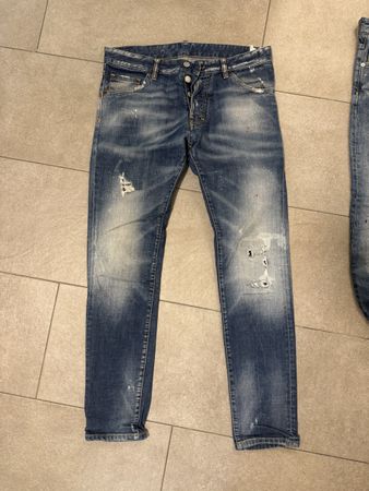 Dsquared2