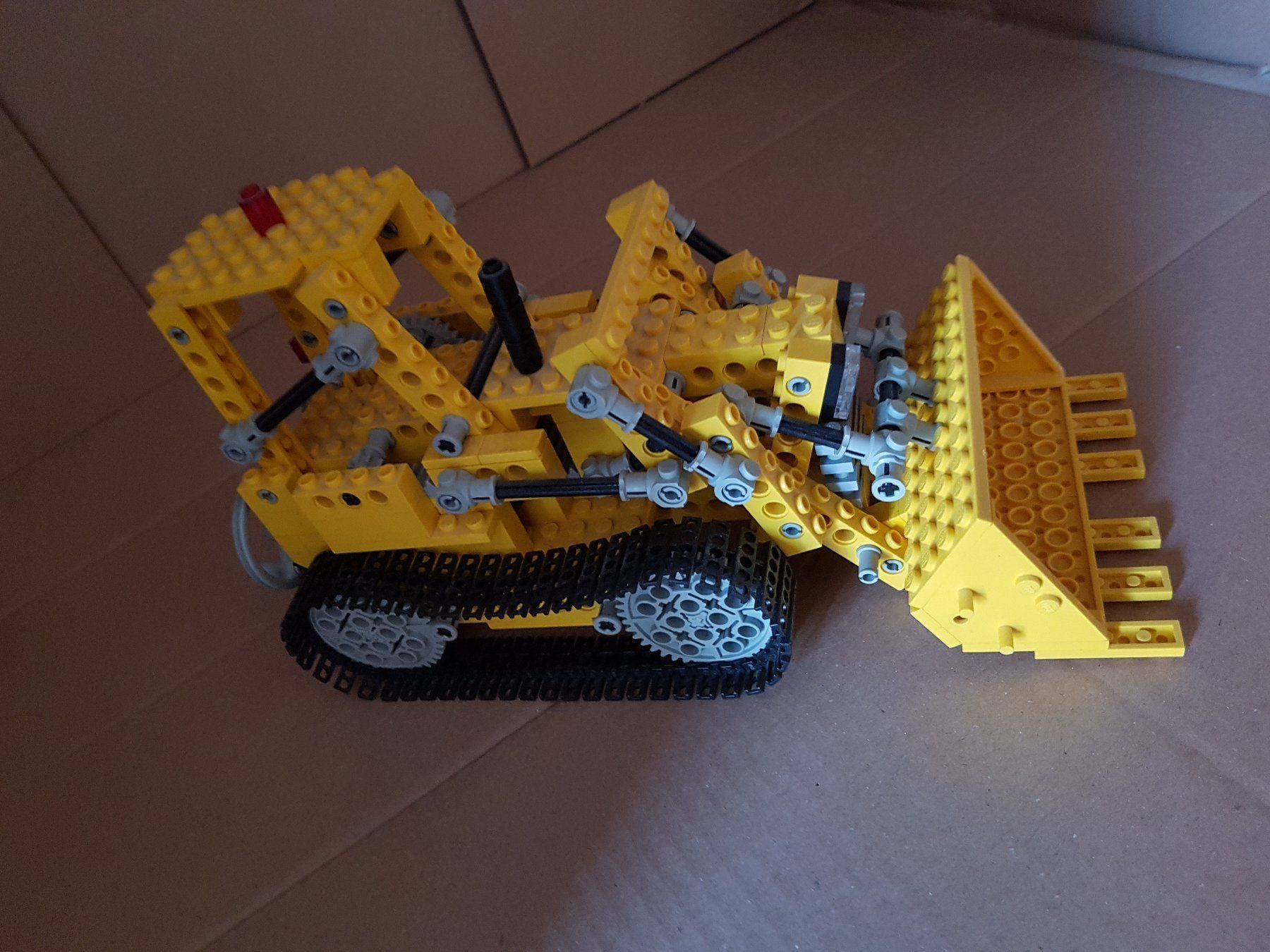 Lego Kit di costruzioni: 856 LEGO Technik Bulldozer – Usato da Sirnach venduto da Schte001 2