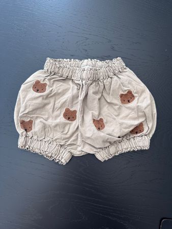 Baby Hose Bärenmotiv beige, guter Zustand