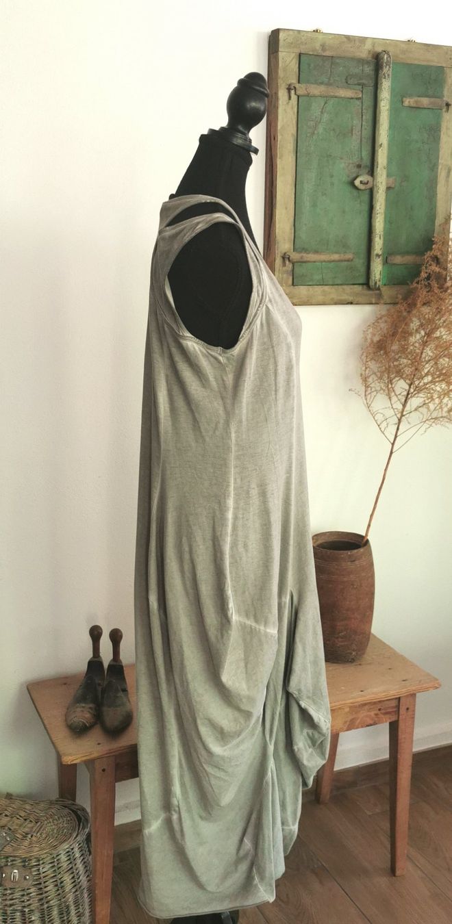 Rundholz Kleider: Rundholz mega Kleid Gr. M – Gebraucht aus gachnang von tibus1 1