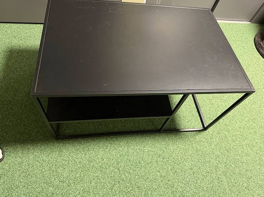 Tavoli: Schwarzer Couchtisch  – Usato da Kreuzlingen venduto da kim_q5kb 1