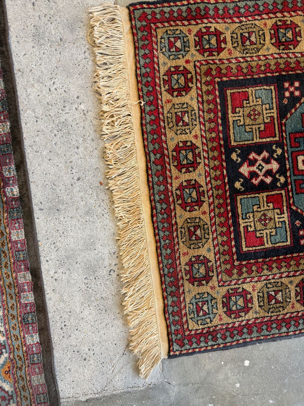 Tappeti: Antiker kaukasischer Teppich – Usato da Klingnau venduto da Umweltklinik 3
