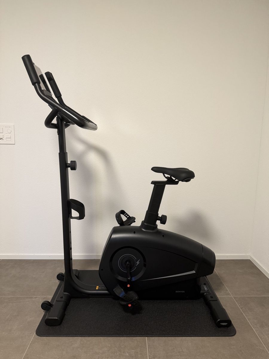 Decathlon Hometrainer: Domyos - Heimtrainer (selbstversorgend) – Nuovo (secondo la descrizione) da Birmensdorf ZH venduto da enez1999