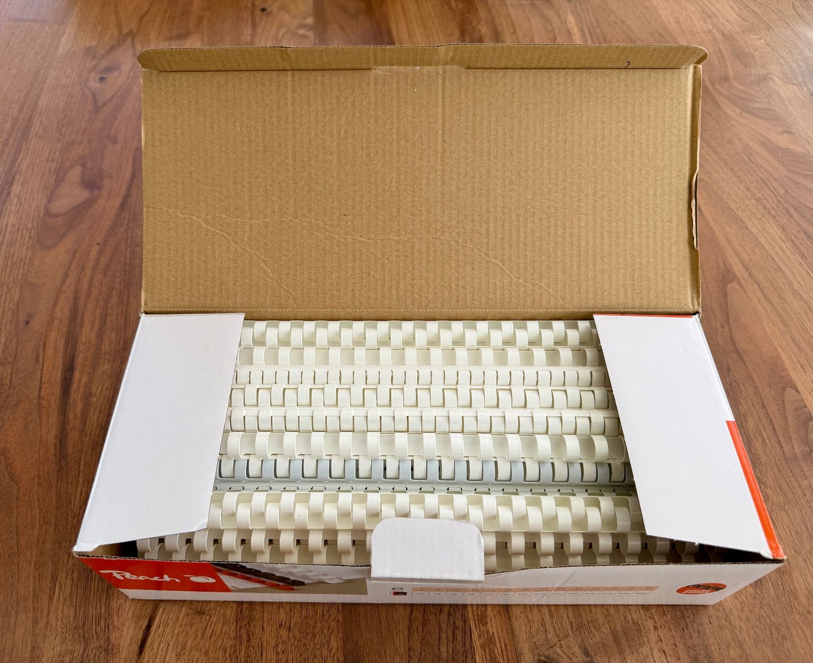 Machines à relier: Bindemaschine Starbinder Pro PB200-30 – D'occasion à Herisau par Sterod 4