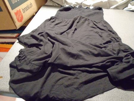 Kleid Grösse 36/38, Colours, schwarz, ohne Träger