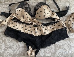 Ultimo Lingerie Set Lace Polka Dot Bra 36B/M