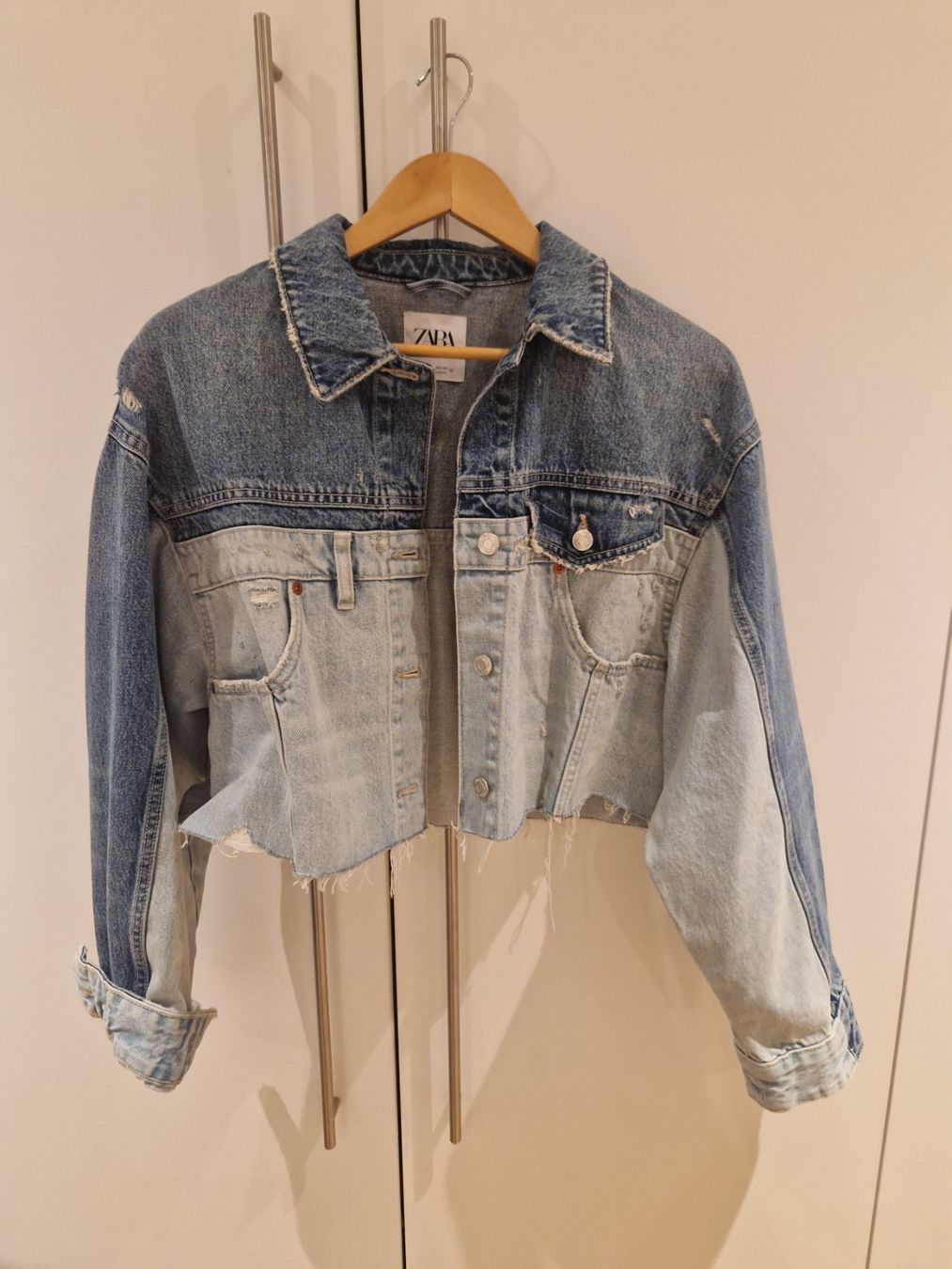 Zara Giacche: Zara Jacke Crop Denim Gr. M – Usato da Erlinsbach SO venduto da ULIKH 2